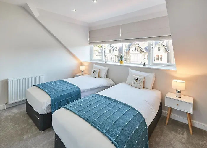 Host & Stay - The Loft @ The Regency